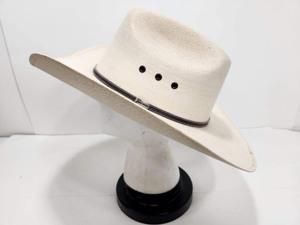 lot 230 image: Very Nice ATWOOD Hereford Low Crown Cowboy Hat - Size 7 58