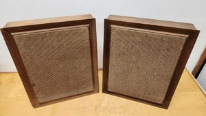 lot 275 image: Large Working Pair of Vintage Voice of Music Wall Mount Speakers Model 62