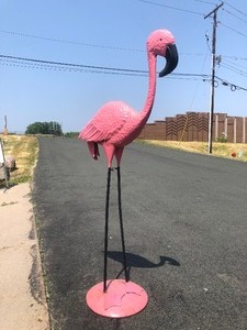 lot 154 image: Fantastic LARGE Vintage Metal Flamingo Lawn Statue #2