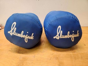 lot 290 image: Pair of Like-New SLUMBERJACK Sleeping Bags