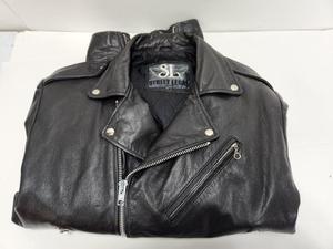 lot 296 image: Nice Bermans Street Legal Leather Motorcycle Jacket - Size L