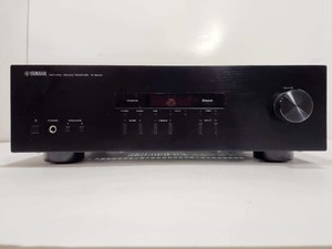 lot 300 image: Working YAMAHA Model R-S202 Natural Sound Receiver