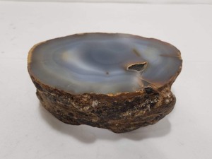 lot 308 image: Large Polished Agate