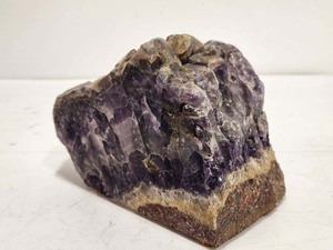 lot 312 image: Larger Genuine Amethyst Chunk