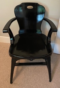 lot 111 image: Bold Black Vintage Chair