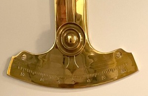 lot 135 image: Brass Ship Inclinometer
