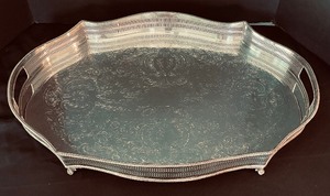 lot 191 image: Vintage Footed English Silver Plated Tray