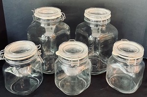 lot 199 image: 10 Hinge Top Jars