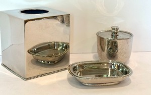 lot 144 image: Paradigm Trends Royal Beach Bathroom Accessories