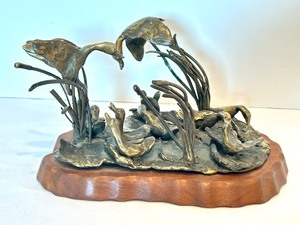 lot 86 image: Robert Winship Wildlife Bronze Sculpture