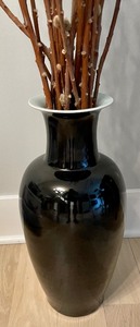 lot 139 image: Decorative Vase with Dried Foliage