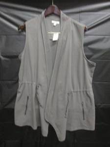 lot 109 image: (RCK) Maurices Sleeveless Open Fron...