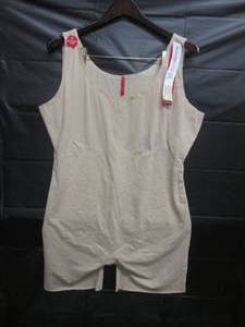 lot 116 image: (RCK) Spanx Mid Thigh Body Size 3X ...