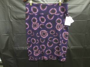 lot 142 image: (G-1) Lula Roe Skirt Size XL - New...