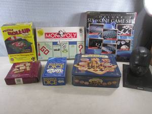 lot 212 image: (EW6) Puzzle Roll-Up and Assorted G...