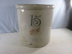 lot 225 image: (EW4) Vintage Redwing 15 Gallon Cro...