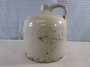 lot 232 image: (CSB) Vintage Stoneware Jug 9 H x ...