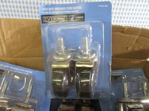 lot 243 image: (A-2) 15 Packages Light Duty Thread...