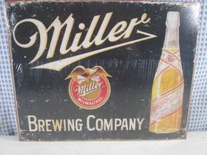 lot 251 image: (G-1) Miller Brewing Company Tin Si...