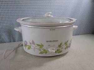 lot 349 image: (CS) Large Hamilton Beach Oblong Sl...