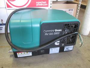 lot 8 image: (FRNT) Cummins Onan RV QG 2800 Powe...