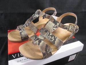 lot 9 image: (BS) Vionic Glenda Natural Snake Wo...