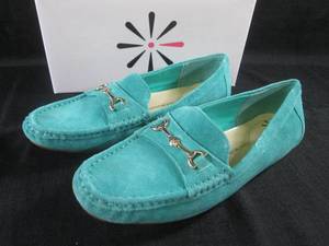 lot 11 image: (BS) Isaac Mizrahi Live Suede Wome...
