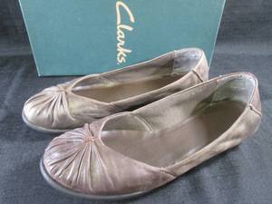 lot 45 image: (CSB) Clarks Womens Shoes Size 8 1...