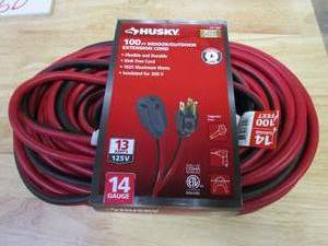lot 46 image: Husky 100 ft. 143 IndoorOutdoor Extension Cord, Red and Black - NEW