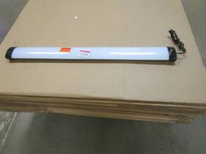 lot 109 image: Feit Electric 4 ft. 130-Watt Equivalent High Output Integrated LED Utility White Shop Light with Pull Chain, 5000K Daylight (OUT OF BOX)