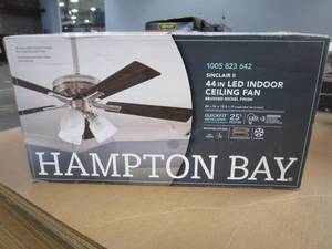 lot 128 image: Hampton Bay Sinclair II 44 in. Indoor Brushed Nickel LED Ceiling Fan with Light (OPEN BOX)