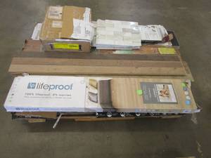 lot 254 image: Wholesale Pallet of Flooring - SOLD AS IS