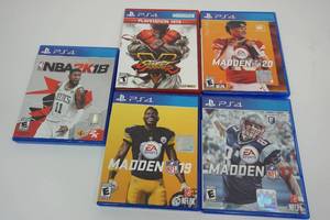 lot 19 image: 5 PS4 Games