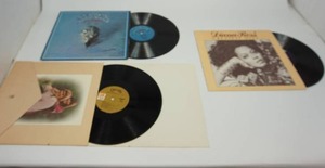 lot 49 image: (3) Vintage Vinyl Record Albums Including The Eagles, Diana Ross, The Carpenters