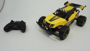 lot 81 image: Yellow RC Baja Vortex 114 Remote Control