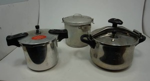 lot 99 image: Lot Of 3 Pressure Cookers