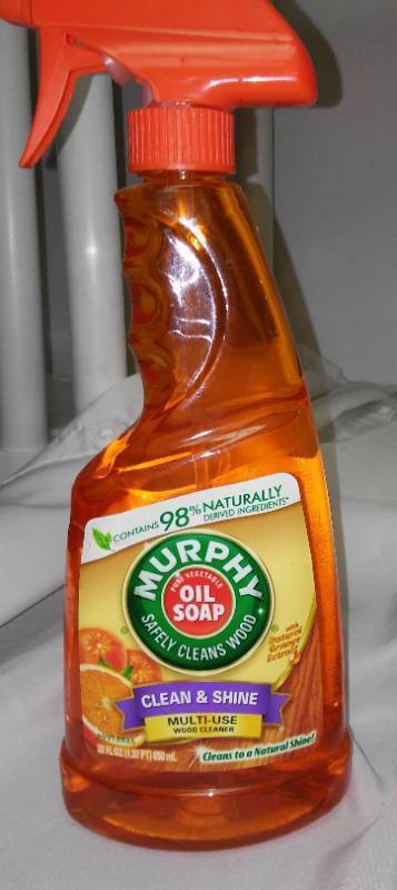lot 12 image: Murphy Oil Soap. New (3)