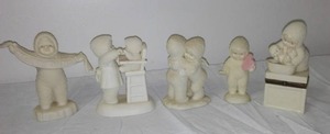 lot 52 image: Snow Babies TLC. (5)