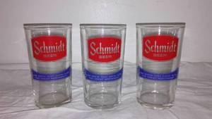 lot 102 image: Schmidt Glasses (3)