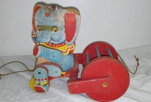 lot 128 image: Vintage Fisher Price Elephant. Jumbo Rolo pull toy.