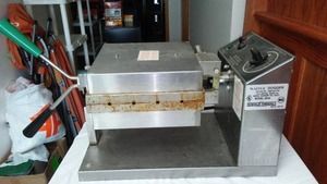 lot 195 image: Waffle Dogger, Corn Dog Maker.