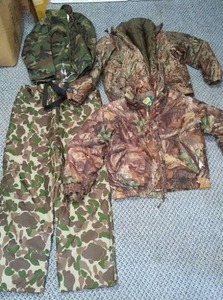 lot 218 image: Camouflage Outerwear.