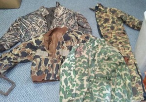 lot 222 image: Camouflage Outerwear (4)