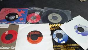 lot 313 image: Collectible Vintage 45s Vinyl Records