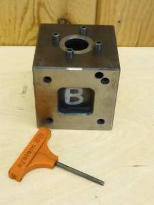 lot 150 image: System 3 R Mini Block
