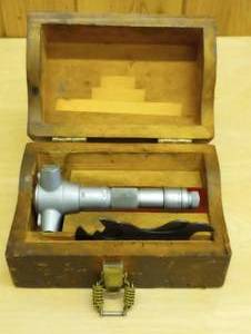 lot 124 image: Brown & Sharpe Intrimik Inside Micrometer