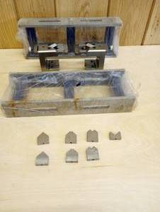 lot 98 image: Persison V Blocks & Parallel Bars