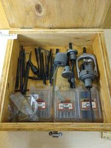 lot 11A image: Sunnen  Valve Gide Hone & Accessories
