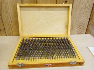 lot 34 image: Precision Pin Gauges