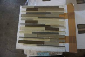 lot 5 image: (7 Boxes) Glass Tile Horizon Intermix Blend #TLC022